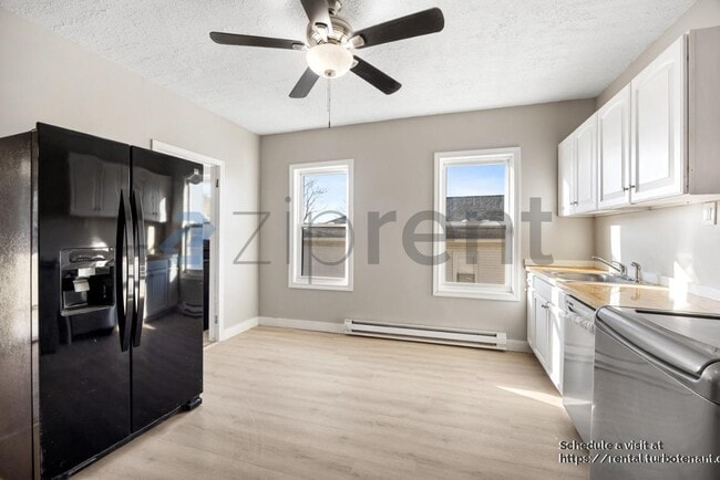 Building Photo - 82 Green Hill Pkwy