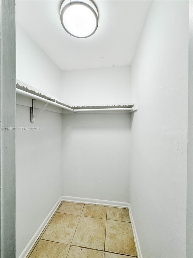 Building Photo - 6210 NE 21st Rd