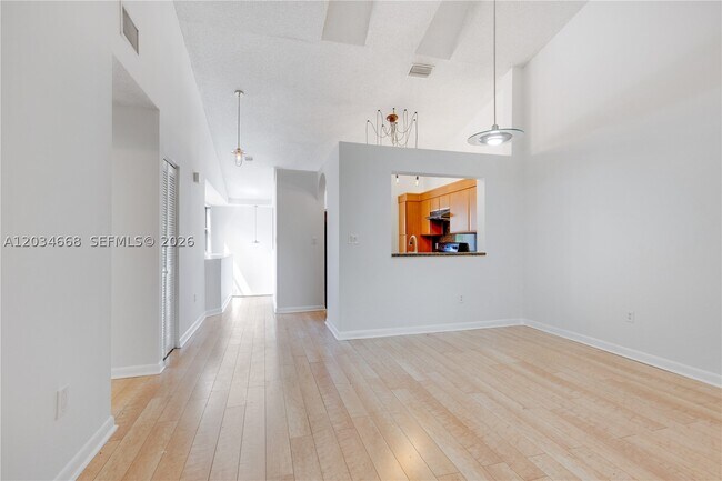 Building Photo - 104 NW 98th Ave