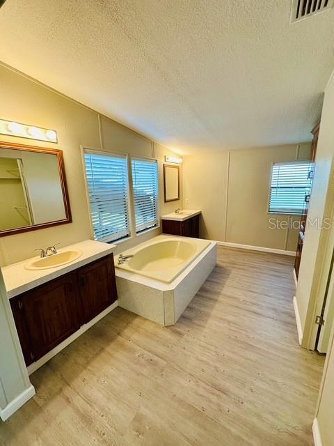 Building Photo - 6814 Redwing Rd