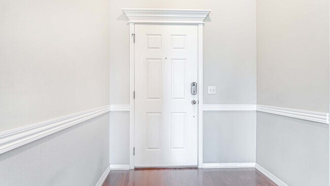 Building Photo - Beautiful Home in Bentonville!