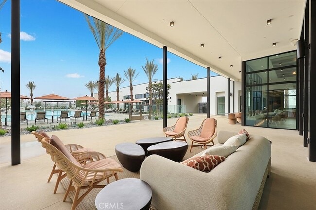 Building Photo - 478 Sycamore Dr