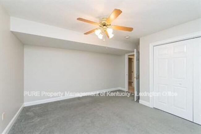 Building Photo - 3019 Emily Ct