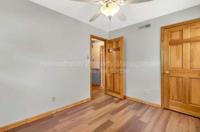 Building Photo - 10527 Prestwick Dr