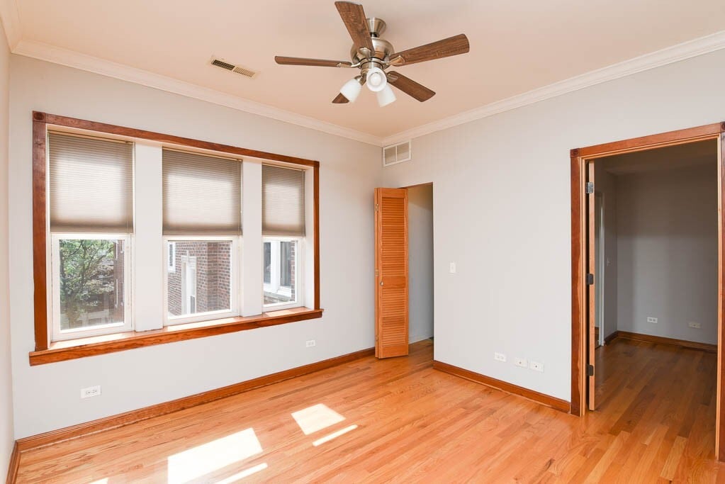 Building Photo - 3248 N Clifton Ave