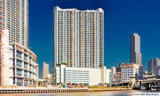 Primary Photo - 350 S Miami Ave