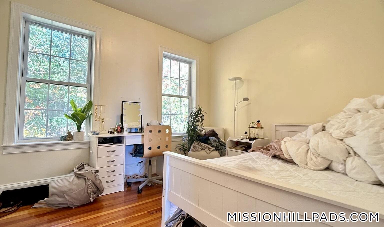 Building Photo - 107 Fisher Ave