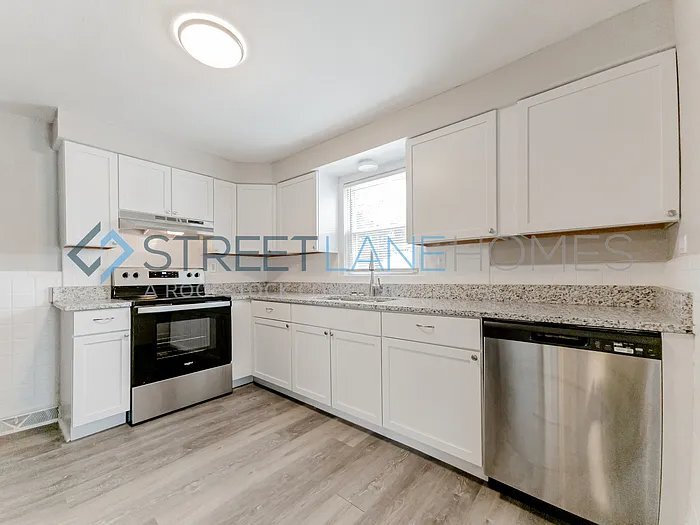 Building Photo - 431 N Dade Ave