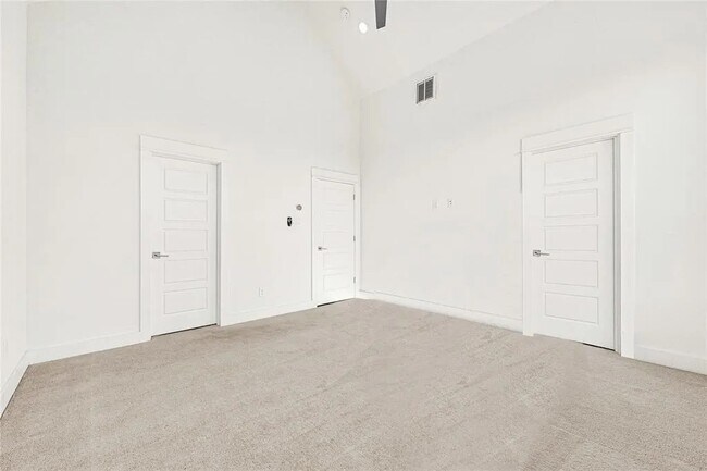 Building Photo - 4623 Cochran St