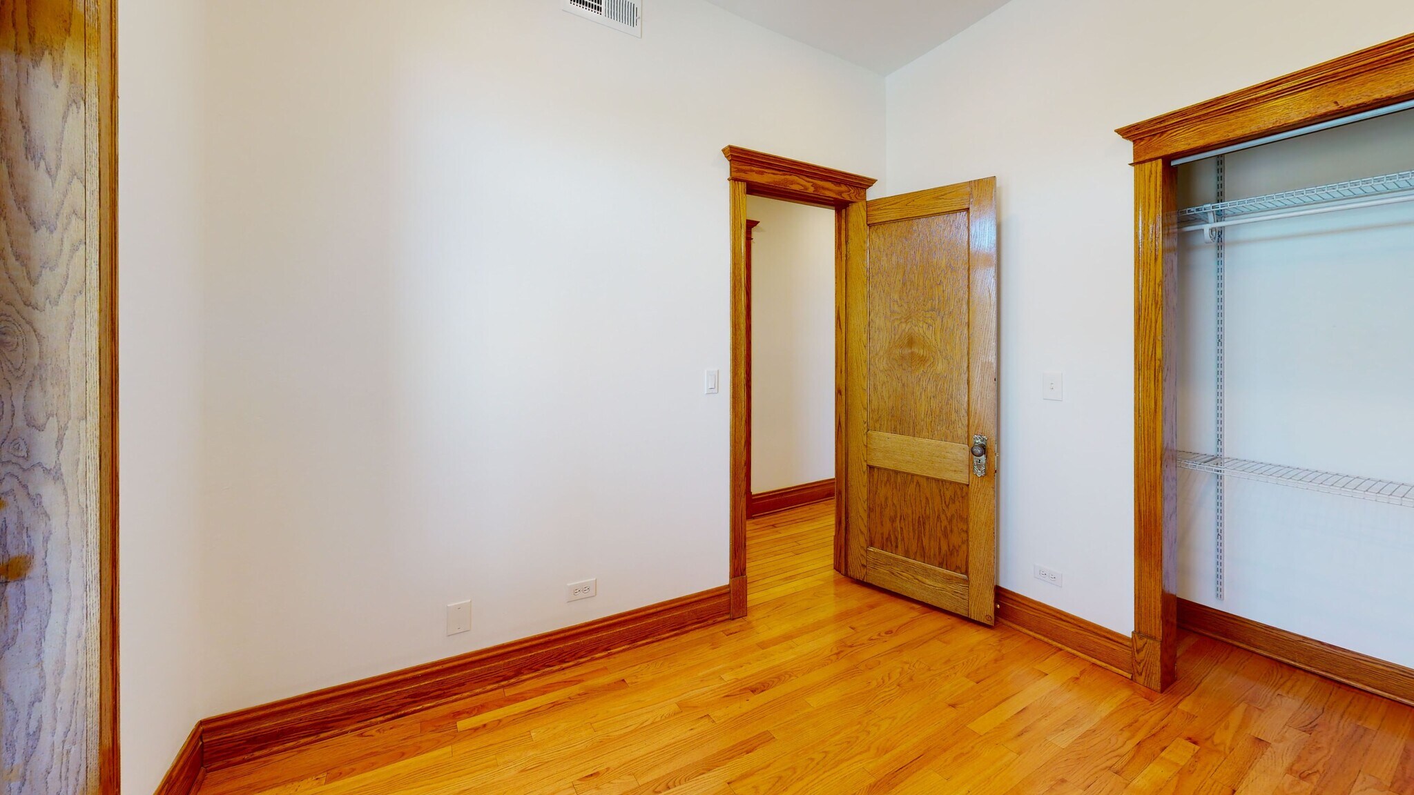 Building Photo - 1742 W Addison St