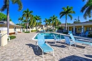 Building Photo - 637 12th Ave S