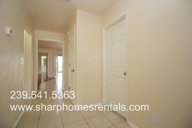 Building Photo - 7464 Pebble Beach Rd