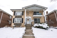 Building Photo - 4617 Grove Ave