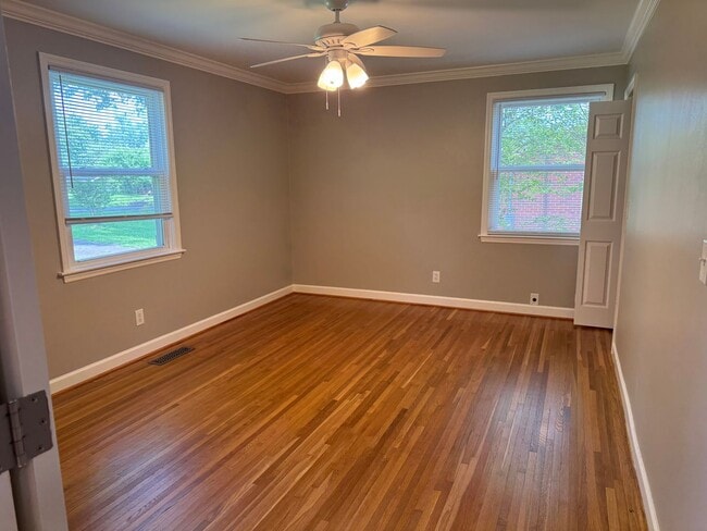 Building Photo - Fabulous Crieve Hall 4BR, 3BA Home