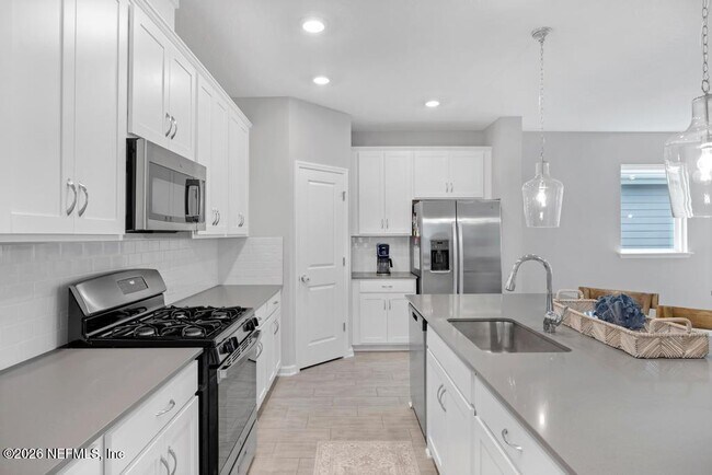 Building Photo - 75457 Banyan Wy