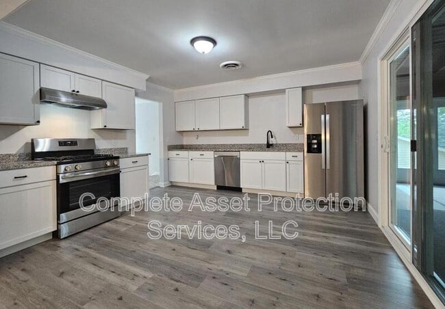 Building Photo - 5121 W 113th Ave