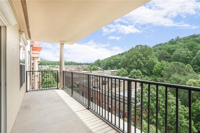 Building Photo - 200 River Vista Drive