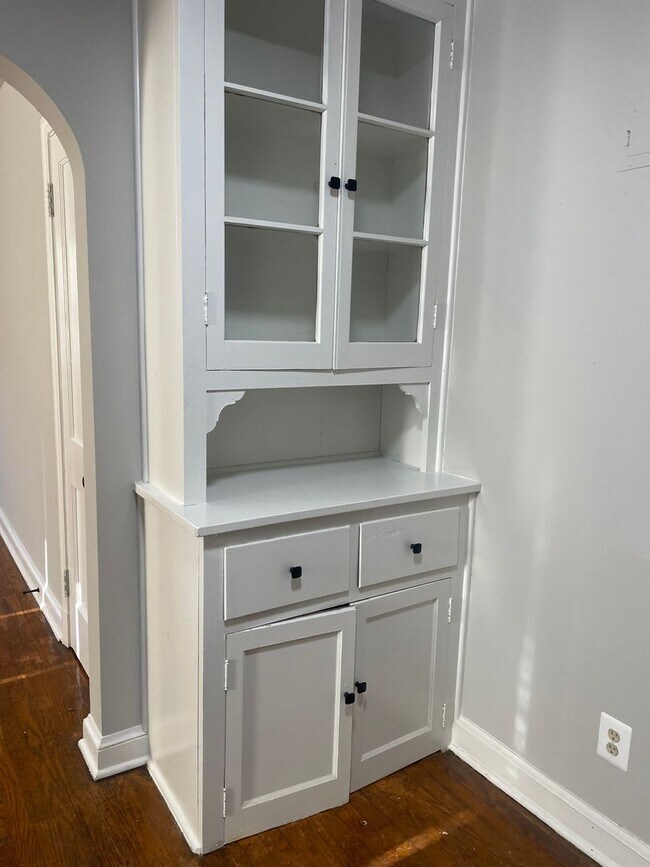 Building Photo - 2514 N St SE