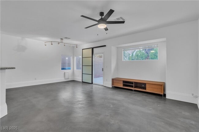 Building Photo - 4468 Lobero Ave