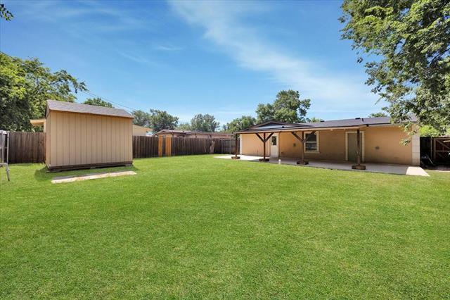 Building Photo - 2509 Avenel Dr