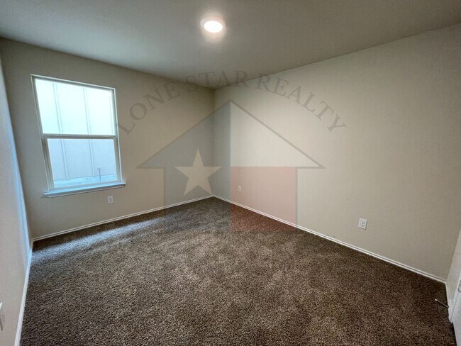 Building Photo - 9601 Murandy Dr