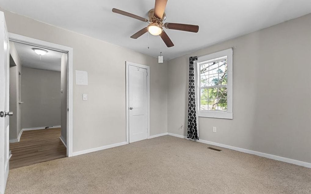 Building Photo - 2164 Monroe Ave