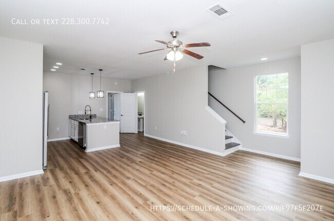 Building Photo - 473 Olive Branch Way