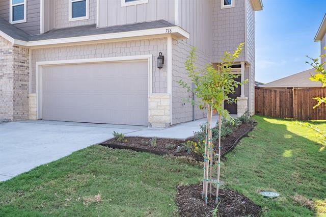 Building Photo - 720 Wheatfield Dr