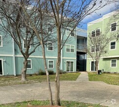 Building Photo - STRAIGHTfpg3251