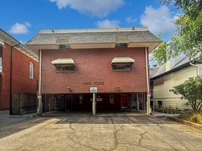 Building Photo - CHEESMAN PARK! TWO STORY CONDO! ADDITIONAL...