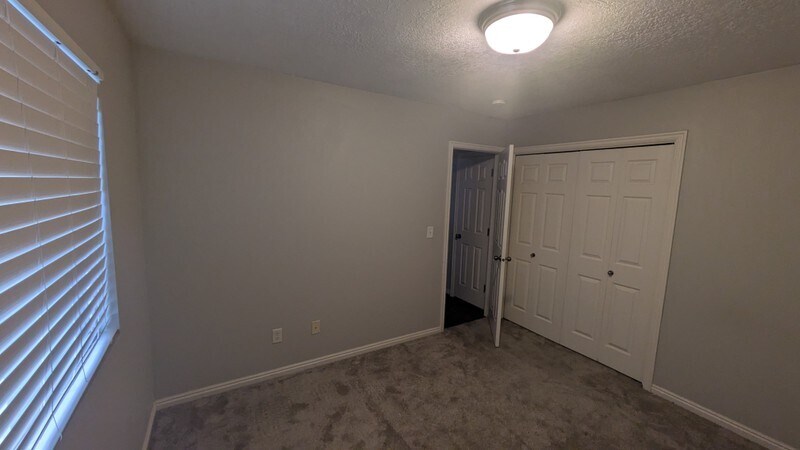 Building Photo - 2935 N 1410 W