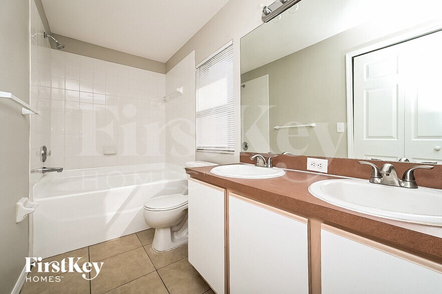 Building Photo - 1523 Birchstone Ave