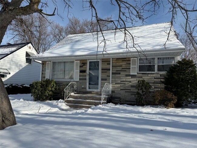 Primary Photo - 3711 Charlotte St