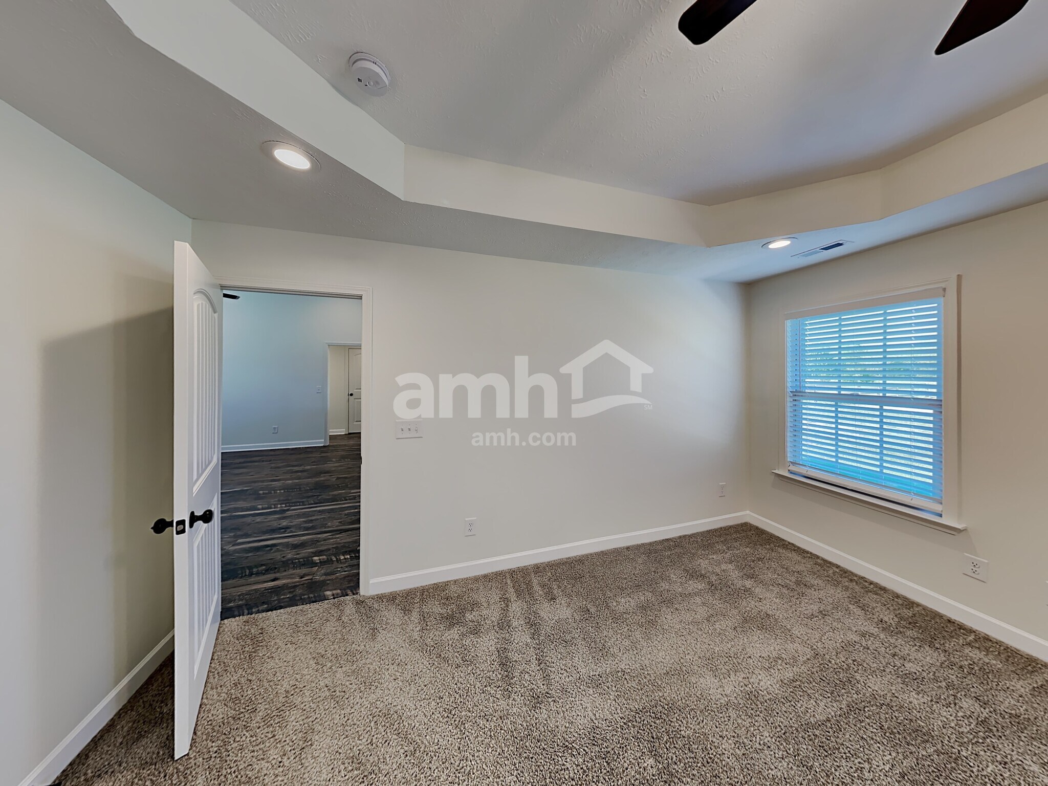 Building Photo - 2913 Dusenburg Dr