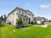 Building Photo - 809 Jamestown Ln