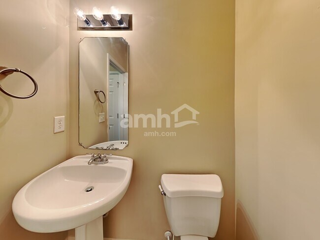 Building Photo - 3928 Cane Garden Dr