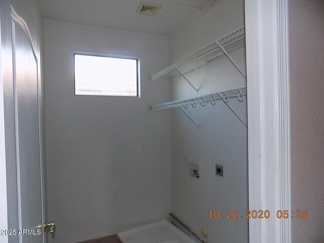 Building Photo - 5337 E Harmony Ave