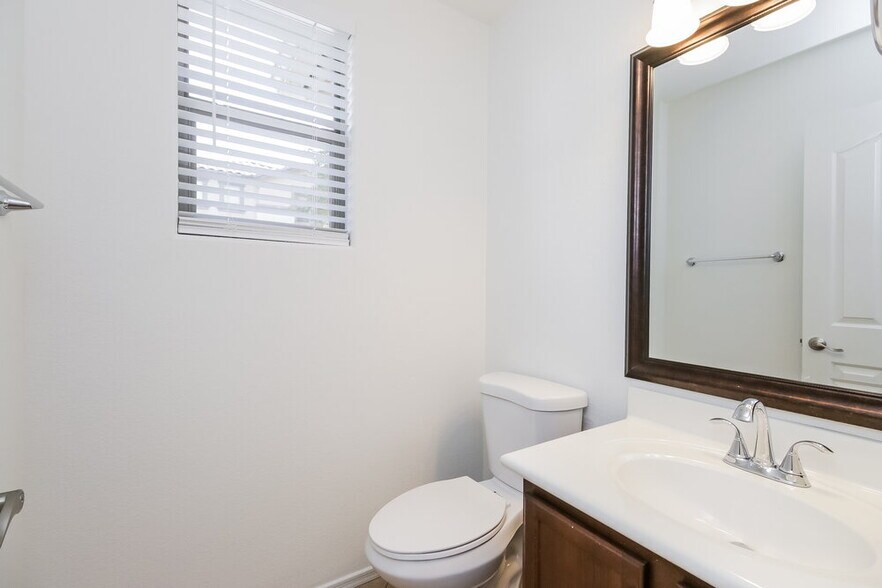 Building Photo - 3874 E Jasper Dr