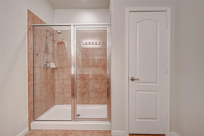 Building Photo - 23815 S Newport Bend