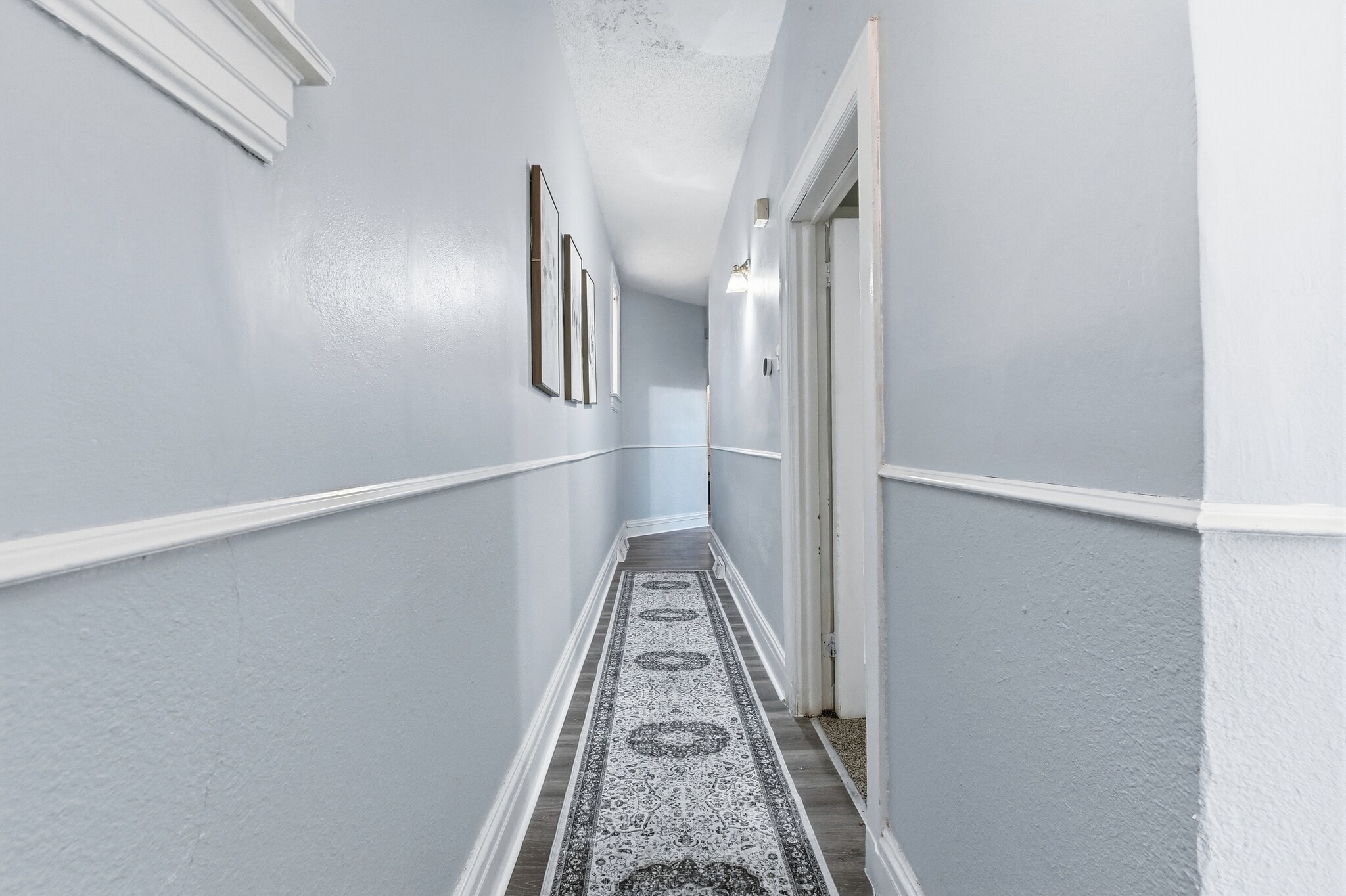 Building Photo - 2711 Allen Ave