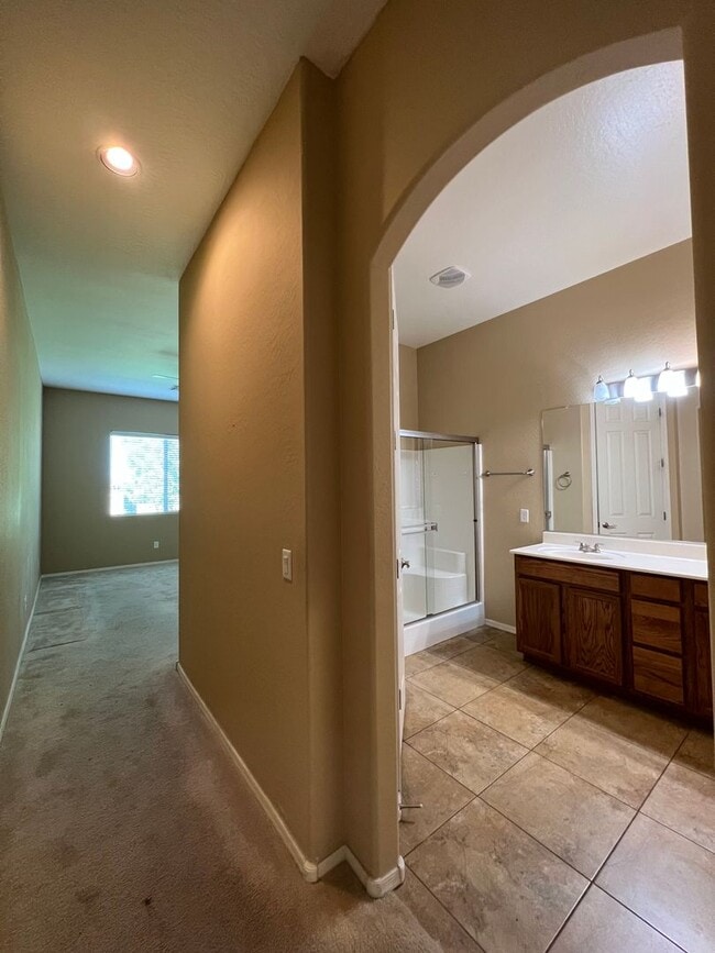 Building Photo - Two Bedroom + Office Patio Home in Granville