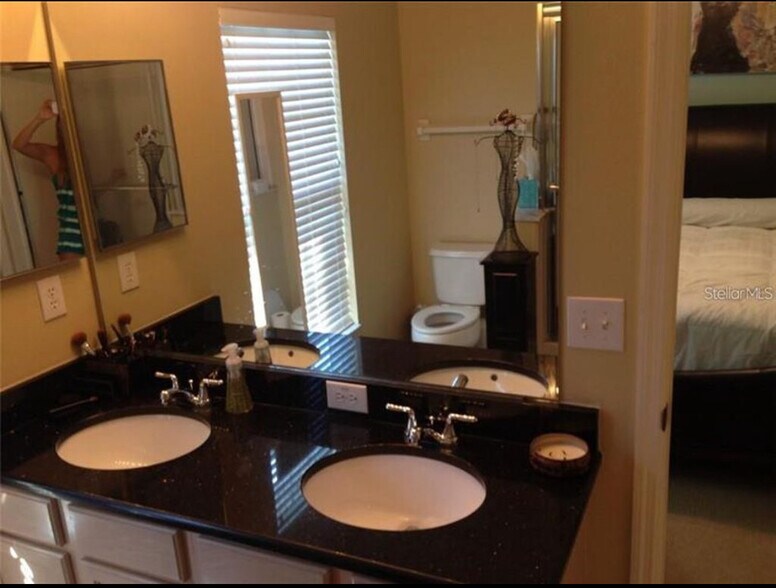 Master Bathroom - 9909 New Parke Rd