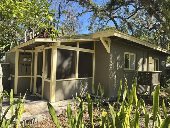 Building Photo - 7902 N Klondyke St