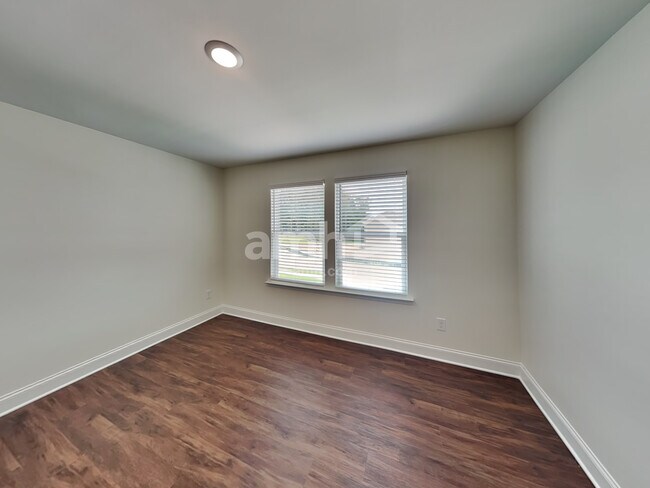 Building Photo - 3601 Isabella Ct