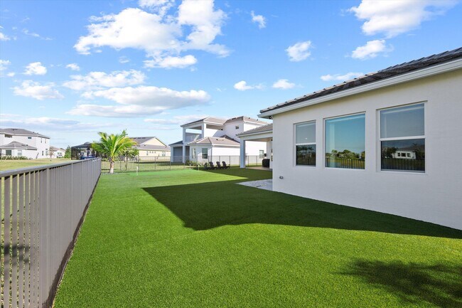 Building Photo - 4727 Estates Cir