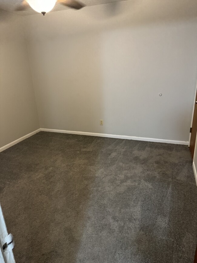 Building Photo - 3210 Tallywood Dr