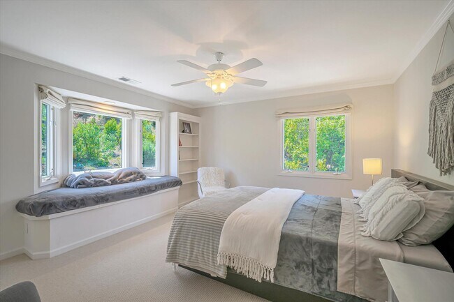 Building Photo - Welcome to Your Luxurious Napa Valley Retr...