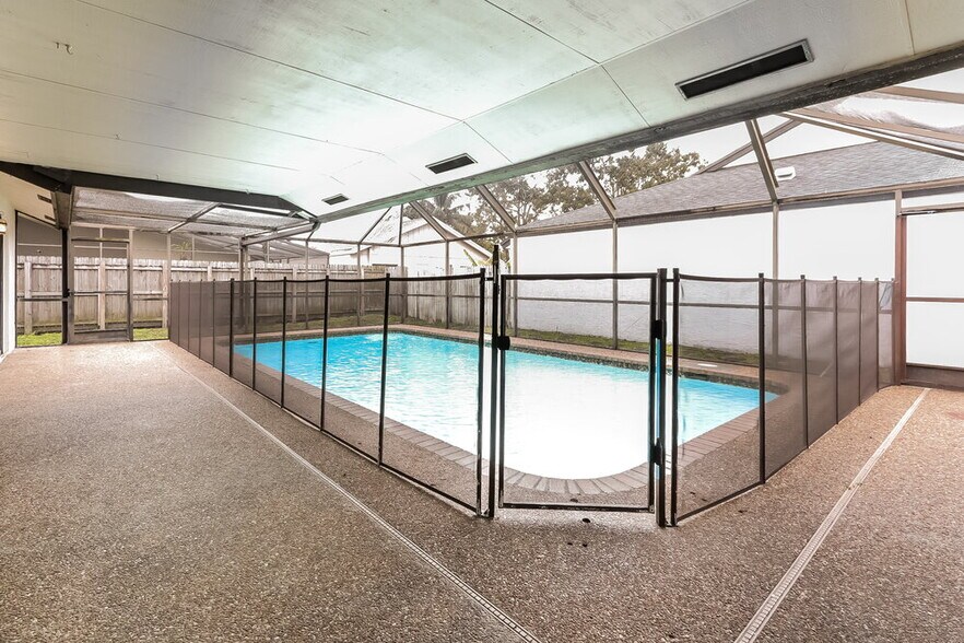 Building Photo - 11416 Whisper Sound Dr