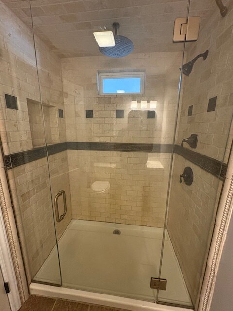 Building Photo - "Charming 2-Bed, 2-Bath Sanctuary with 1,5...