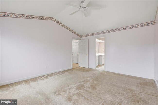 Building Photo - 9357 Gloxinia Way